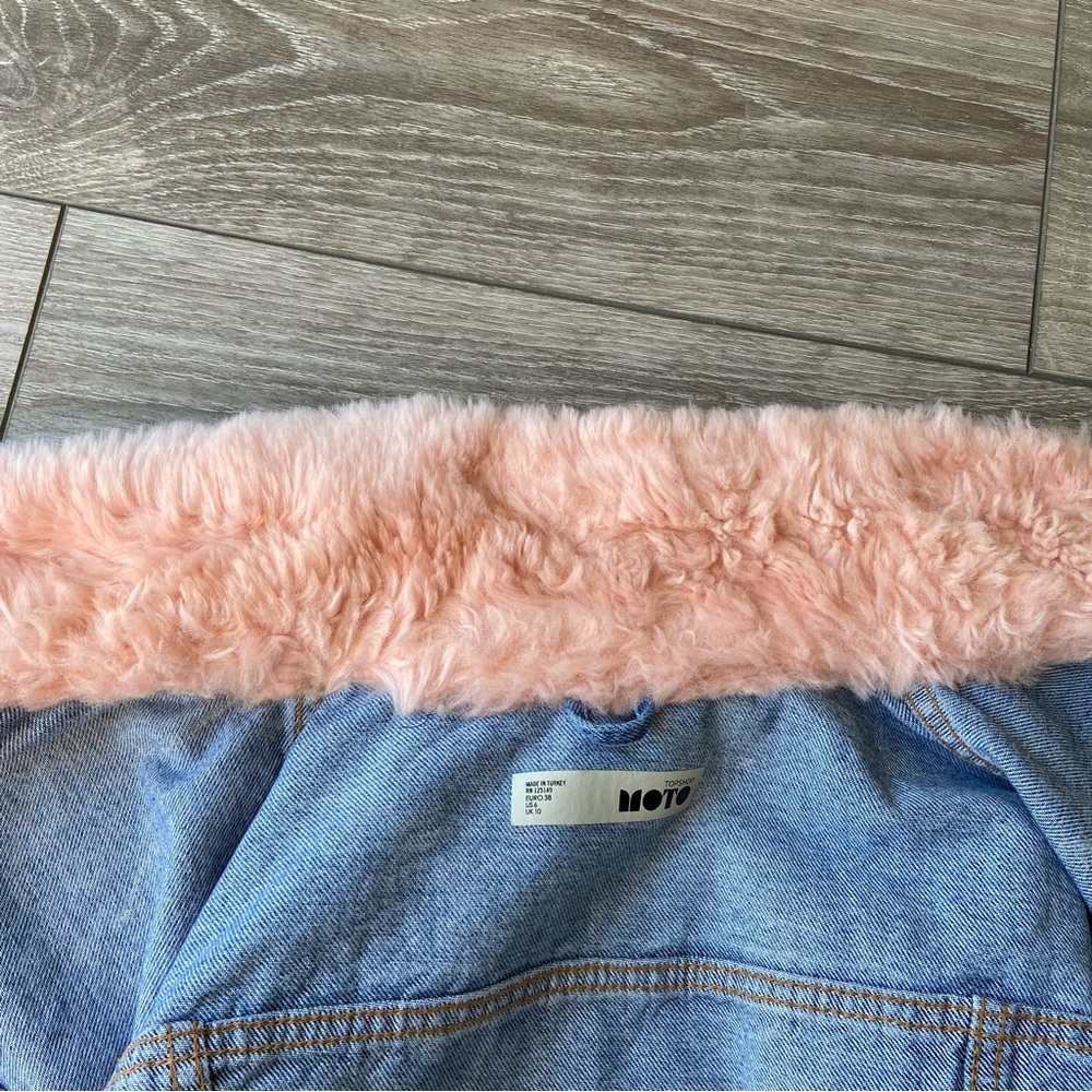 Topshop MOTO Faux Fur Denim Jacket - Picture 14 of 16